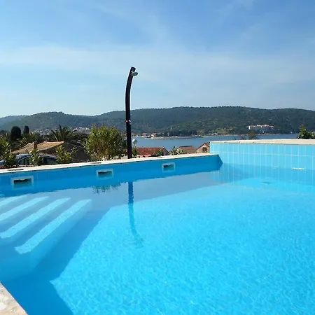 Apartment Linne Vis