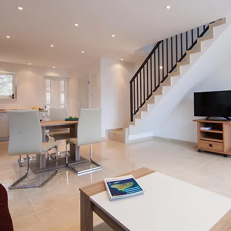 Apartment Linne