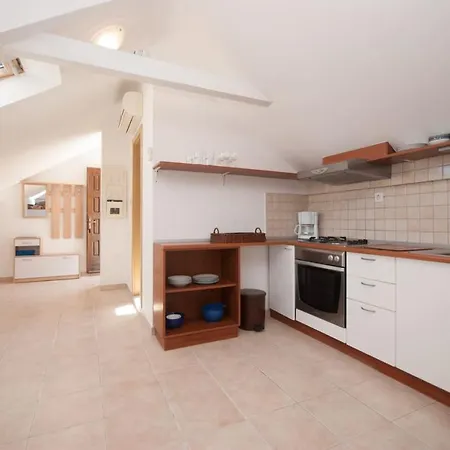Apartment Linne Vis
